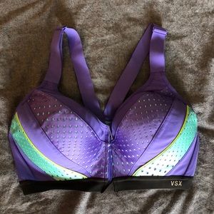 Victoria’s Secret Sports Bra 🎉